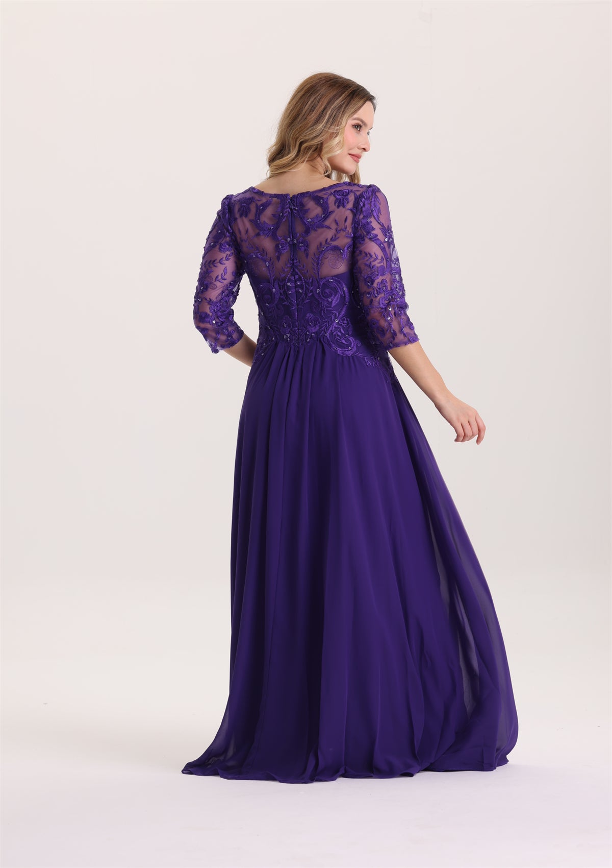 A Line Scoop Neck Sequin Appliques Mother of The Bride Dress with Sleeves