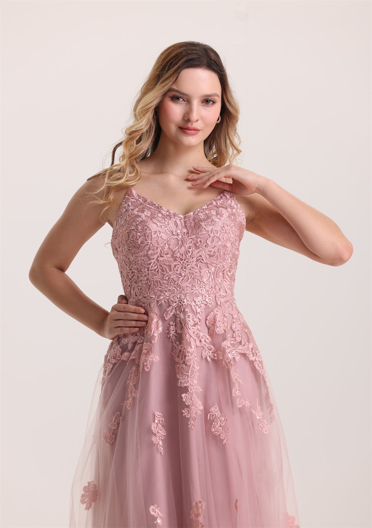 Floral Appliques Sleeveless Tulle A Line Evening Dress