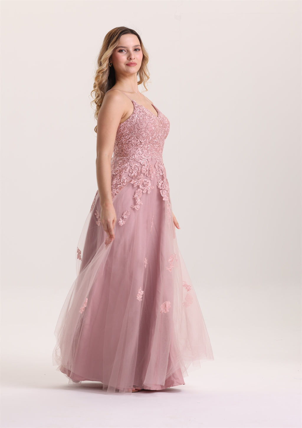 Floral Appliques Sleeveless Tulle A Line Evening Dress