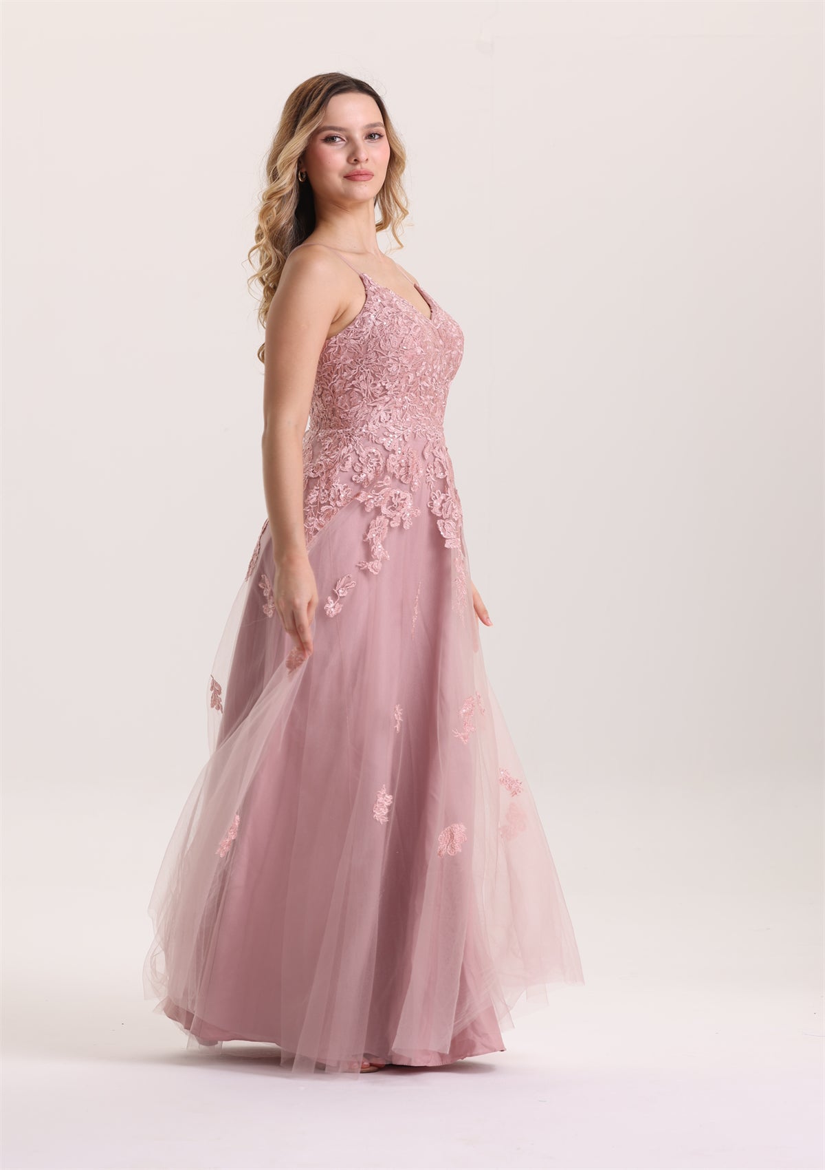 Floral Appliques Sleeveless Tulle A Line Evening Dress