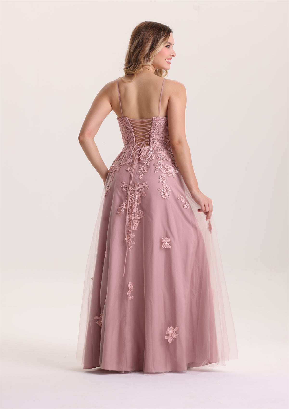 Floral Appliques Sleeveless Tulle A Line Evening Dress